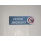 targa in plastica adesiva "VIETATO L'INGRESSO" 180X60MM. T00752