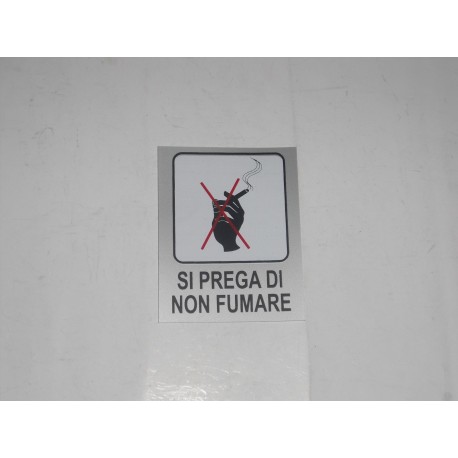 targa in plastica adesiva "SI PREGA DI NON FUMARE" 100X80MM. T00861