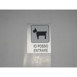 targa in plastica adesiva "IO POSSO ENTRARE" 100X80MM. T00857