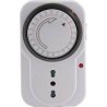 TIMER GIORNALIERO CON INTERRUTTORE INTERVALLO 15 MINUTI 98663